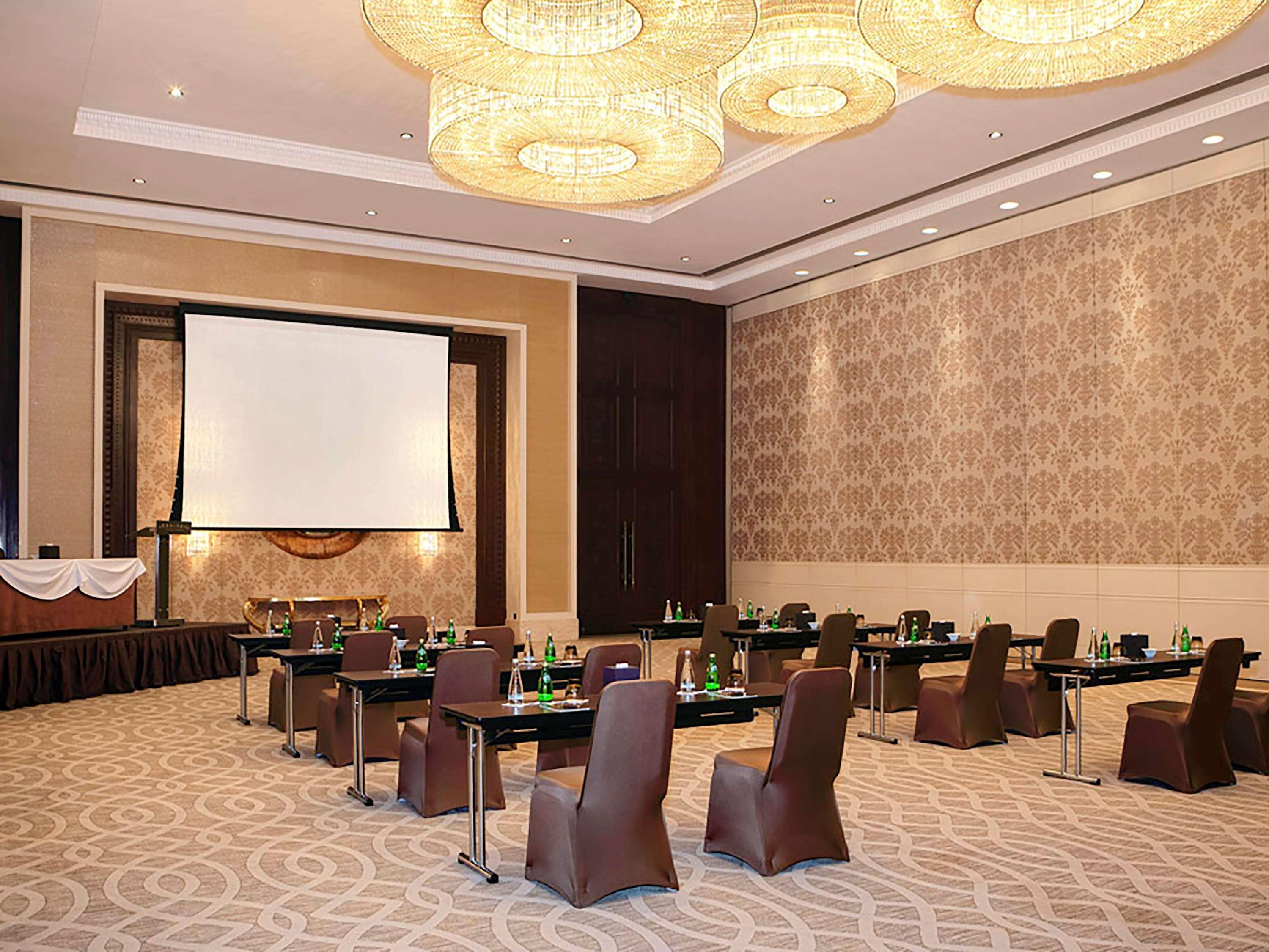 Novotel 이타자이 외부 사진