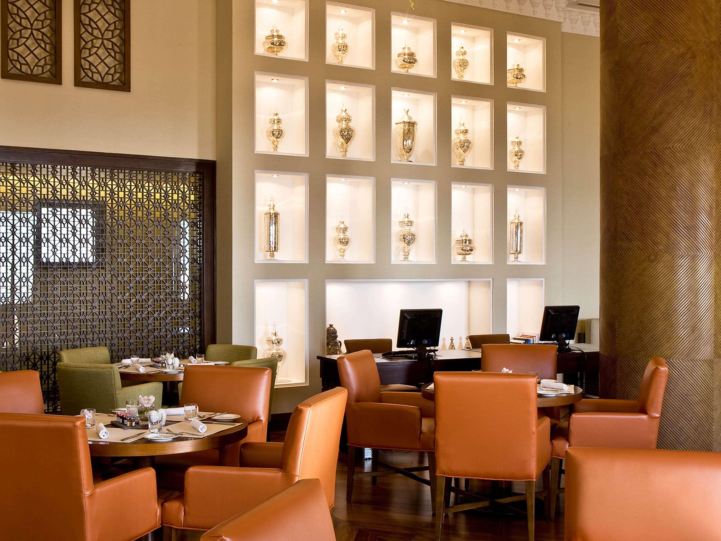 Novotel 이타자이 외부 사진